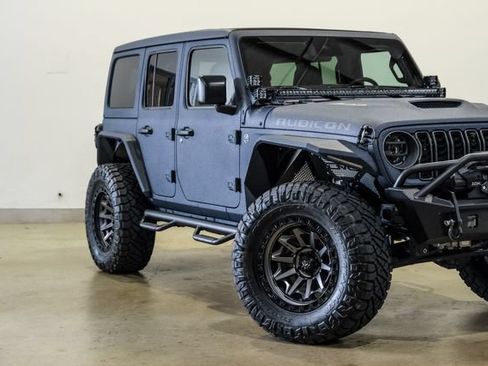 Used 2024 Jeep Wrangler Unlimited Rubicon w/ Technology Group AWD/4WD image 33