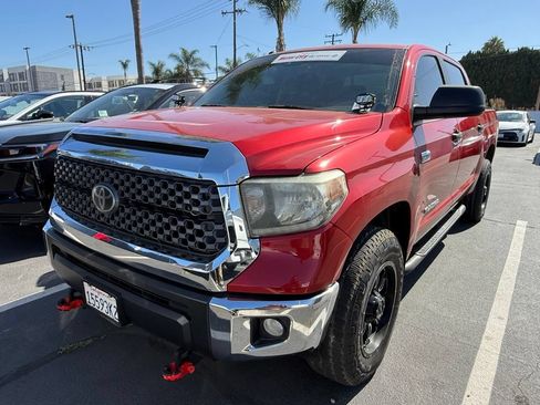 Used 2018 Toyota Tundra SR5 RWD image 2