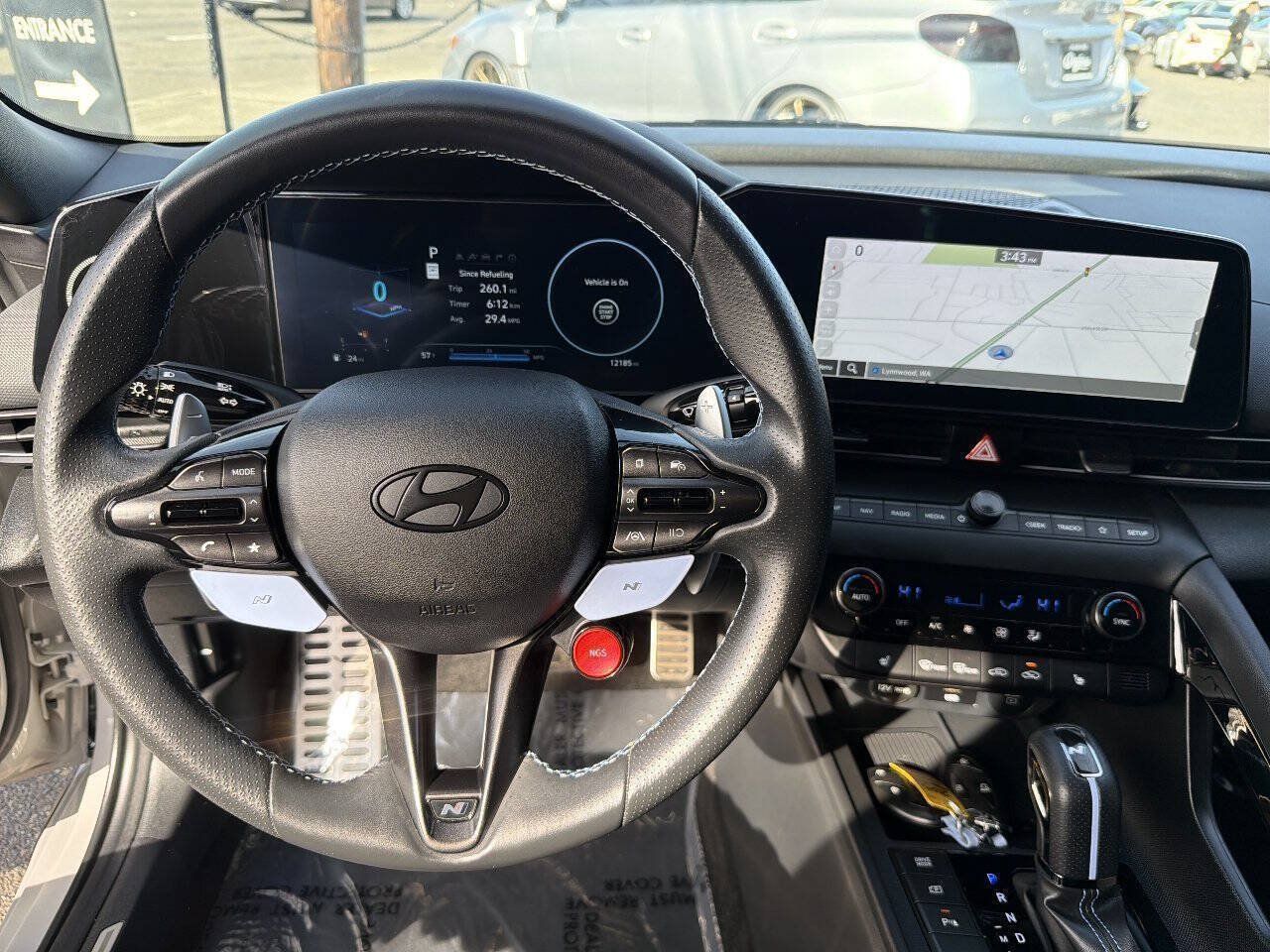 Used 2025 Hyundai Elantra N FWD image 26