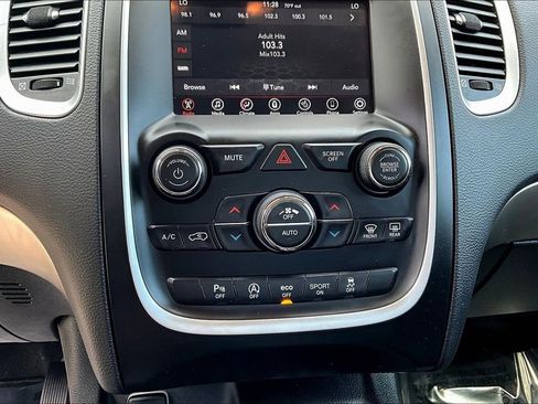 Used 2020 Dodge Durango SXT image 15