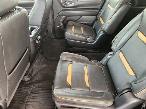 Used 2023 GMC Yukon XL AT4 AWD/4WD image 28