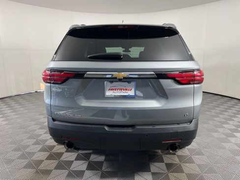 Used 2023 Chevrolet Traverse LT image 13
