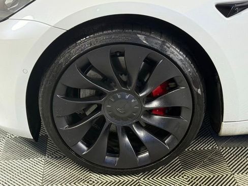 Used 2022 Tesla Model 3 Performance image 11