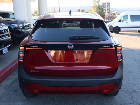 New 2026 Nissan Kicks SV image 5