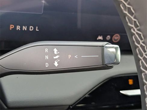 New 2026 Buick Enclave Avenir w/ Super Cruise Package image 17