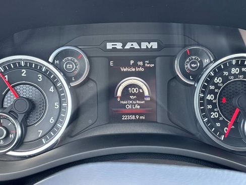 Used 2024 RAM 2500 Big Horn w/ Night Edition image 23