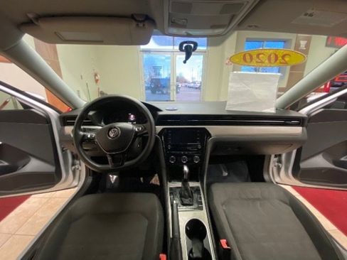 Used 2020 Volkswagen Passat 2.0T S image 24