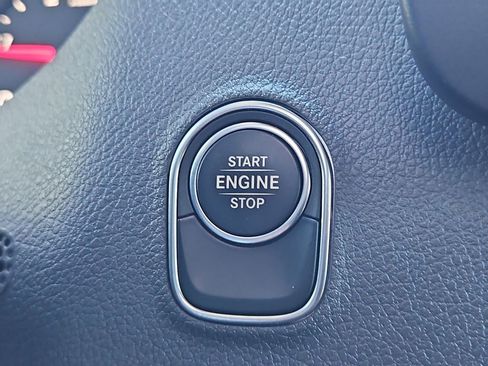 Used 2021 Mercedes-Benz Sprinter 2500 image 25