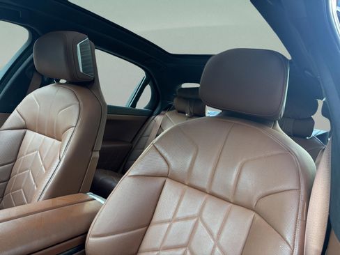 Used 2024 BMW i7 eDrive50 w/ Executive Package image 20