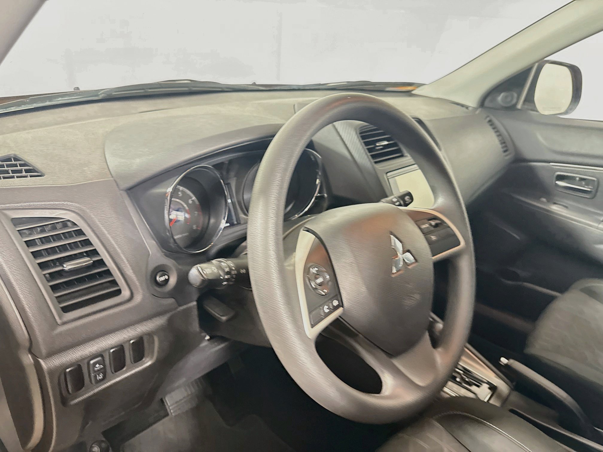 Used 2024 Mitsubishi Outlander Sport AWD image 10