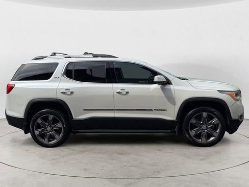 Used 2019 GMC Acadia SLT w/ LPO, 'HIT The Road' Package AWD/4WD image 6