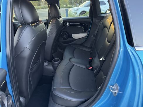 Used 2018 MINI Cooper S image 9