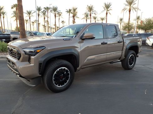 Certified 2026 Toyota Tacoma TRD Off-Road w/ TRD Off Road Premium Package AWD/4WD image 8