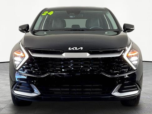 Used 2024 Kia Sportage EX image 2