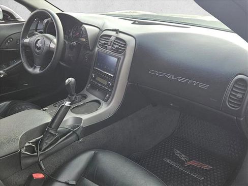 Used 2006 Chevrolet Corvette Convertible w/ Preferred Equipment Group image 18