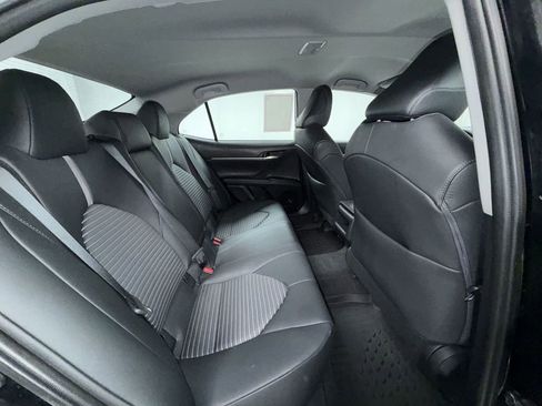 Certified 2023 Toyota Camry SE w/ Cold Weather Package FWD image 19