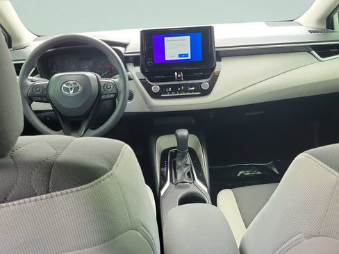 Used 2024 Toyota Corolla LE w/ LE Convenience Package FWD image 10
