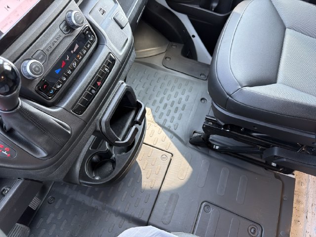 Used 2025 RAM ProMaster 3500 w/ Convenience Group FWD image 21