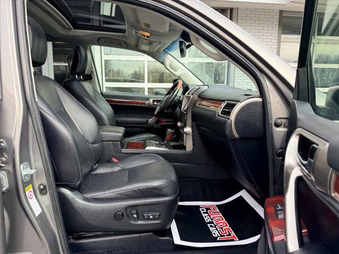 Used 2012 Lexus GX 460 Premium image 39