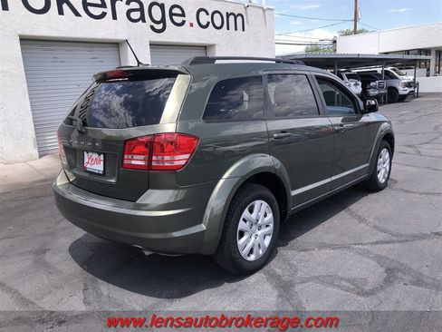 Used 2016 Dodge Journey SE w/ Flexible Seating Group FWD image 8