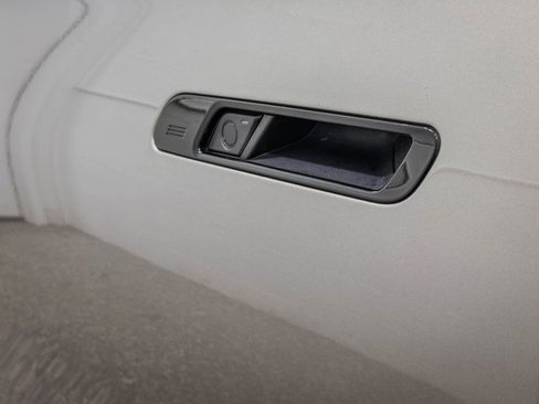 Used 2025 BMW 760i xDrive w/ Executive Package AWD/4WD image 10