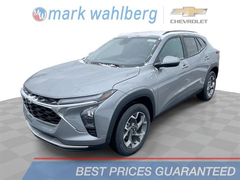 New 2026 Chevrolet Trax LT w/ Sunroof Package image 1