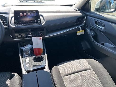New 2026 Nissan Rogue SV FWD image 12