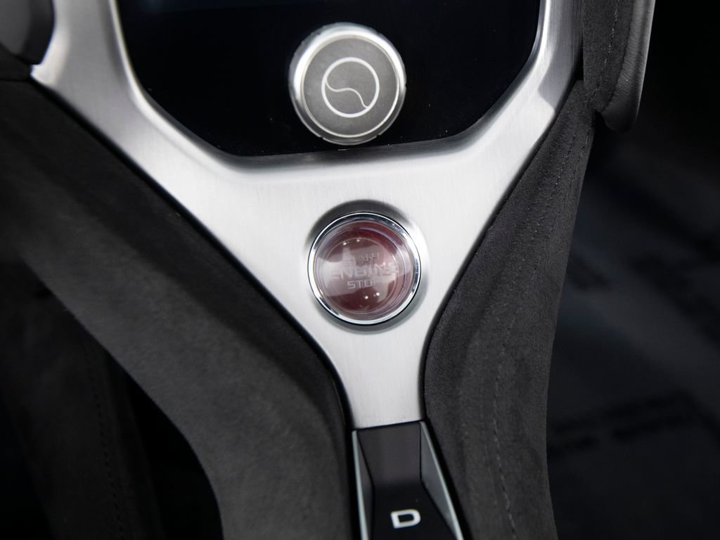 Used 2024 McLaren 750S Spider RWD image 26
