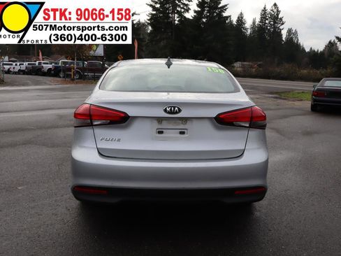 Used 2018 Kia Forte LX FWD image 7