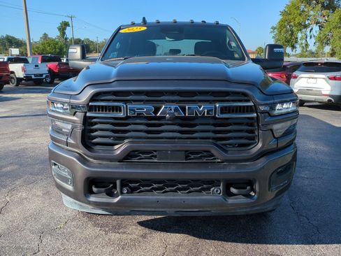 Used 2025 RAM 2500 Big Horn AWD/4WD image 9