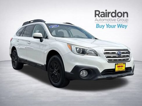 Used 2017 Subaru Outback 2.5i Premium AWD/4WD image 1