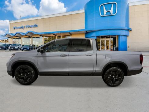 New 2026 Honda Ridgeline Black Edition image 2