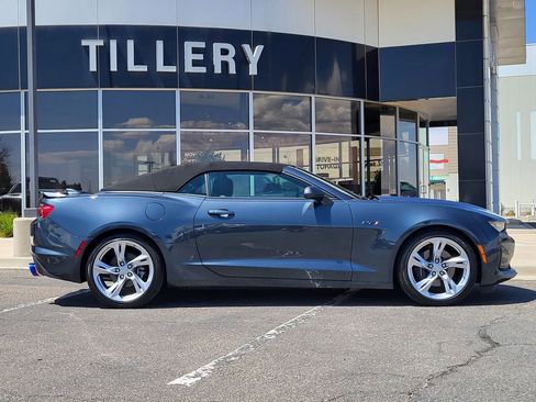 Used 2023 Chevrolet Camaro LT w/ Technology Package RWD image 1