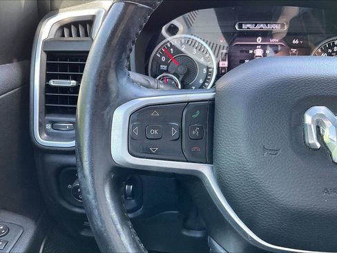 Used 2020 RAM 1500 Big Horn AWD/4WD image 18