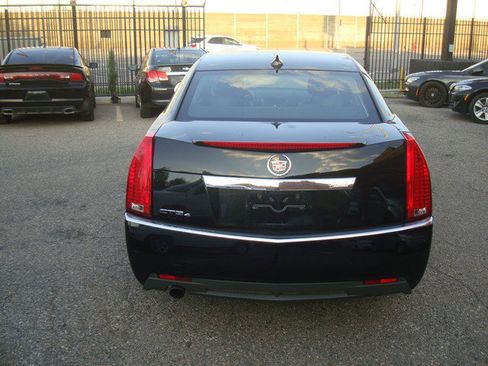 Used 2011 Cadillac CTS Luxury image 4