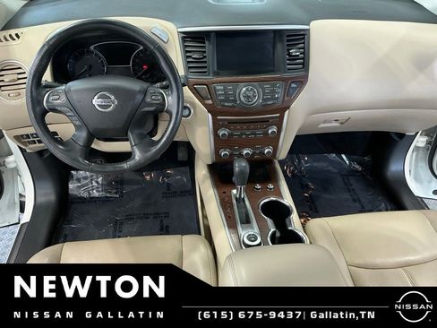 Used 2020 Nissan Pathfinder Platinum w/ Cargo Package AWD/4WD image 15