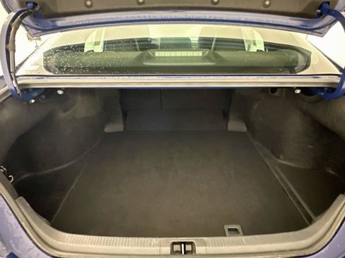 Used 2025 Toyota Camry SE FWD image 30