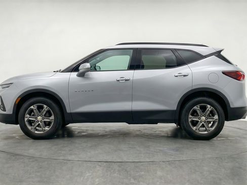 Used 2025 Chevrolet Blazer LT FWD image 5