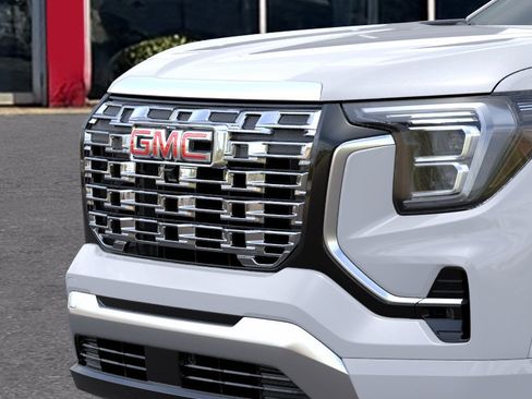 New 2027 GMC Terrain Denali w/ LPO, Black Badging Package AWD/4WD image 37