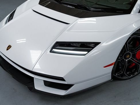 Used 2022 Lamborghini Aventador Countach AWD/4WD image 22