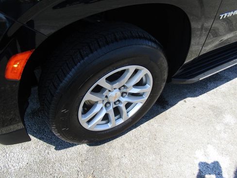 Used 2024 Chevrolet Tahoe LT AWD/4WD image 36