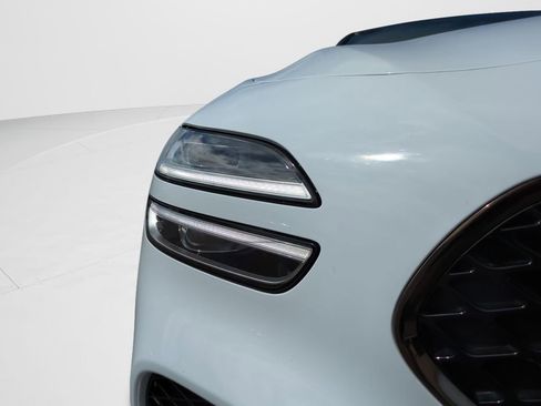 Used 2023 Genesis G70 2.0T w/ Sport Prestige Package RWD image 29