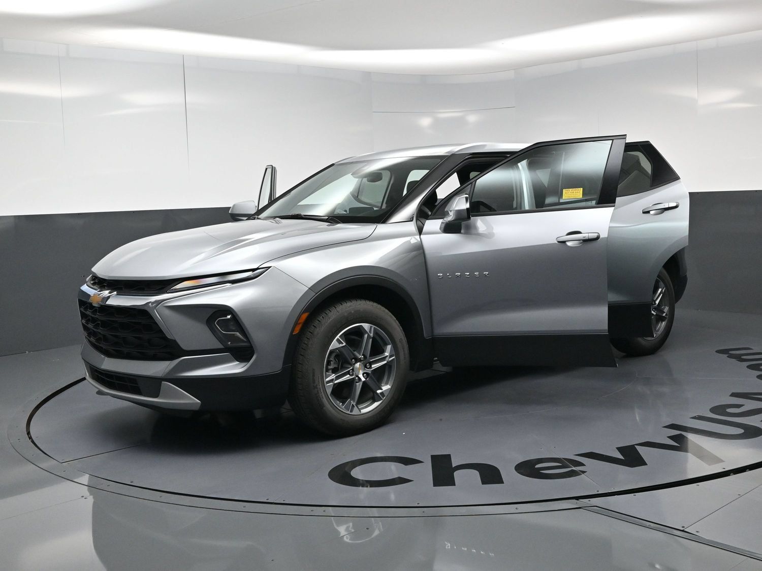 Used 2026 Chevrolet Blazer LT FWD image 23