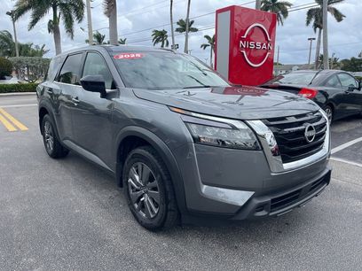 Certified 2025 Nissan Pathfinder S