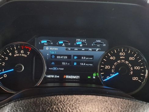 Used 2015 Ford F150 Lariat w/ Equipment Group 502A Luxury AWD/4WD image 25