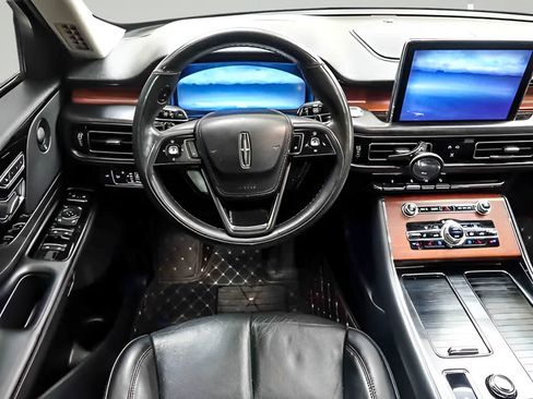 Used 2022 Lincoln Aviator Reserve w/ Elements Package Plus AWD/4WD image 13