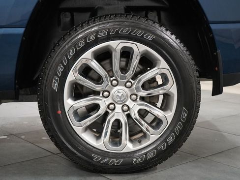 Used 2023 RAM 1500 Laramie AWD/4WD image 32