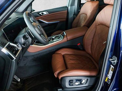 New 2026 BMW X5 xDrive50e image 12