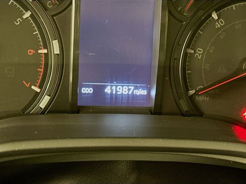 Used 2024 Toyota 4Runner SR5 Premium image 19