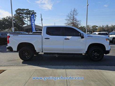 Used 2024 Chevrolet Silverado 1500 LT Trail Boss w/ Convenience Package II image 6